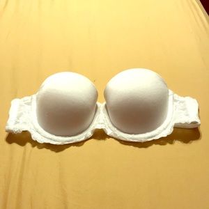32B strapless white bra